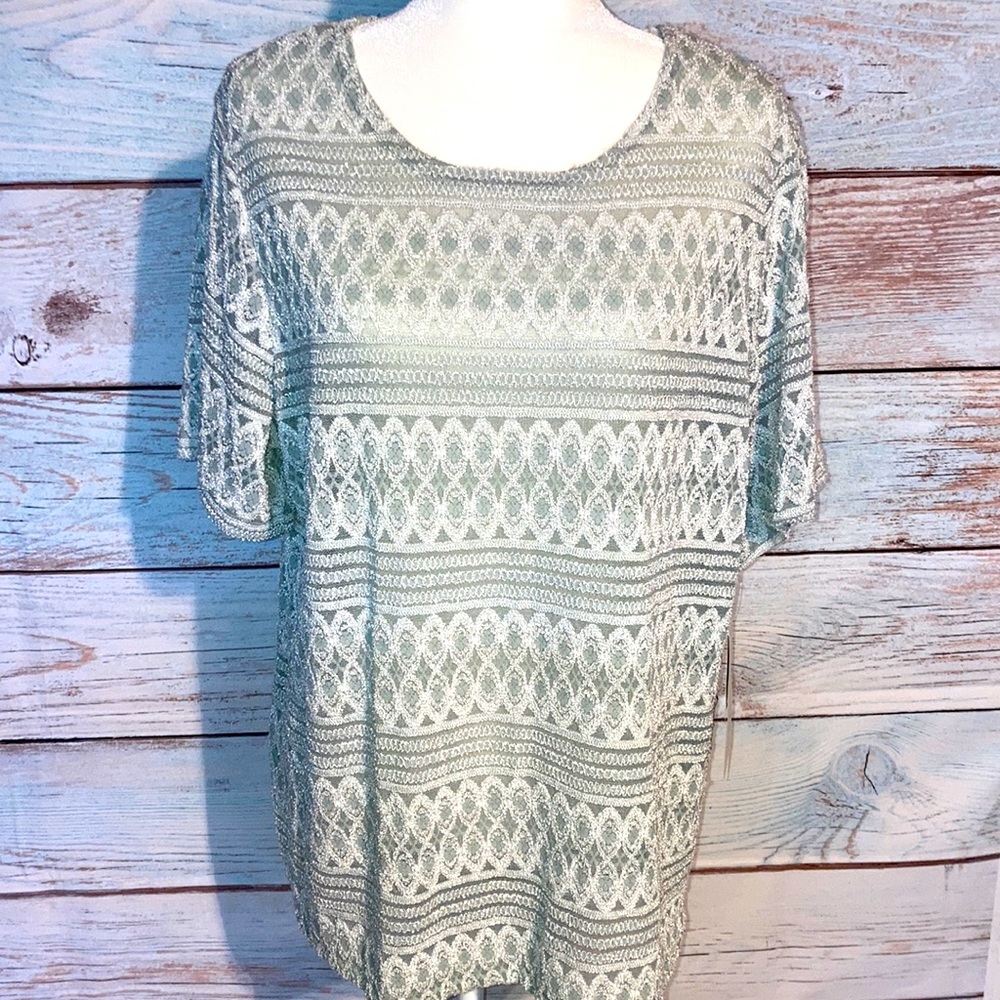 1X Green California Concepts Collection tunic..